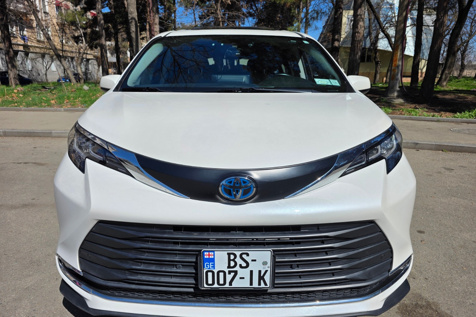 Besiki sukhishvili
